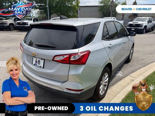 Silver Ice Metallic 2018 Chevrolet Equinox LS