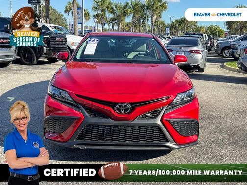 2022 Toyota Camry SE