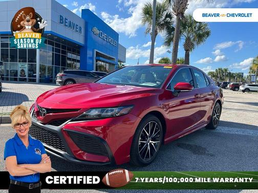 2022 Toyota Camry SE