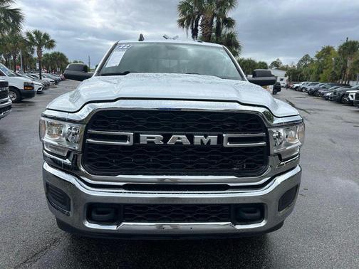 2022 RAM 2500 Tradesman Crew Cab 4x4 6'4' Box
