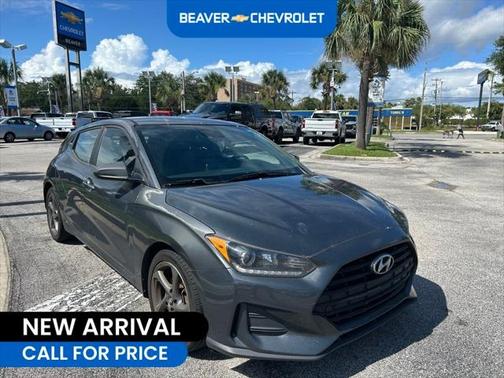 2019 Hyundai Veloster 2
