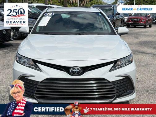Ice 2024 Toyota Camry LE