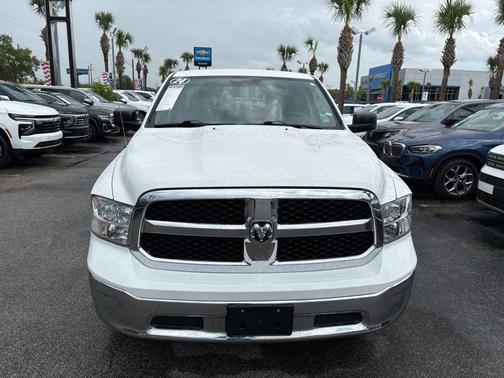 Bright White Clearcoat 2024 RAM 1500 Classic SLT