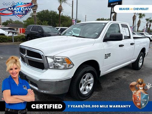Bright White Clearcoat 2024 RAM 1500 Classic SLT