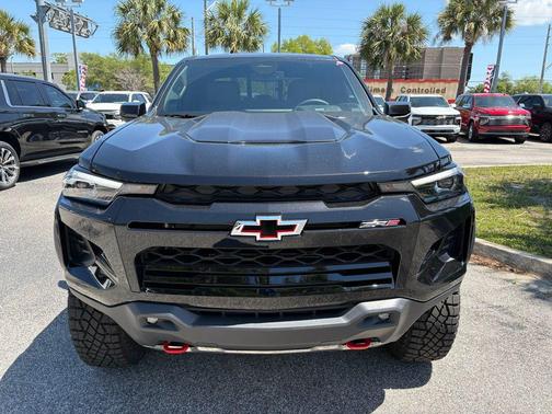 Black 2026 Chevrolet Colorado ZR2