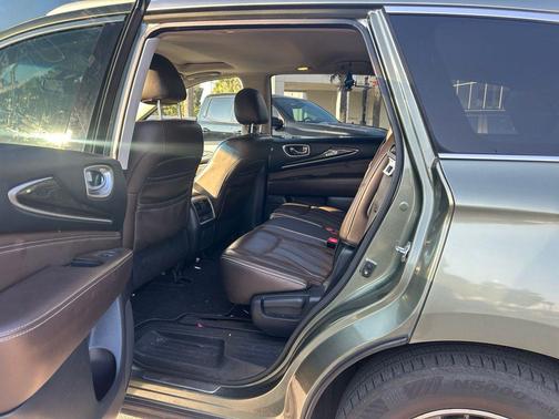 2016 INFINITI QX60 Base