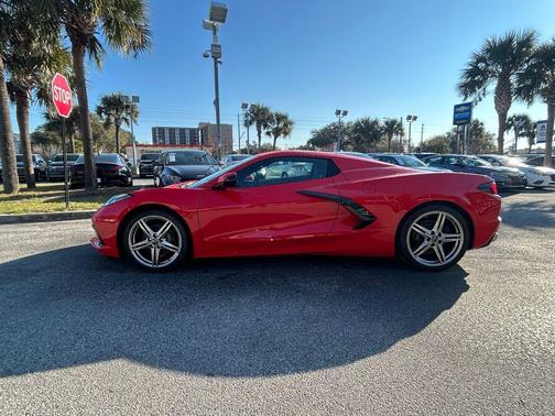 2026 Chevrolet Corvette Stingray w/2LT