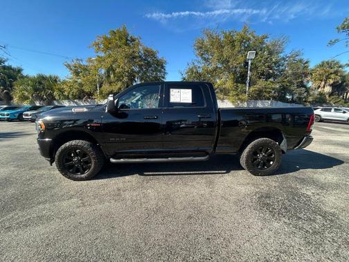 2023 RAM 2500 Big Horn Crew Cab 4x4 6'4' Box