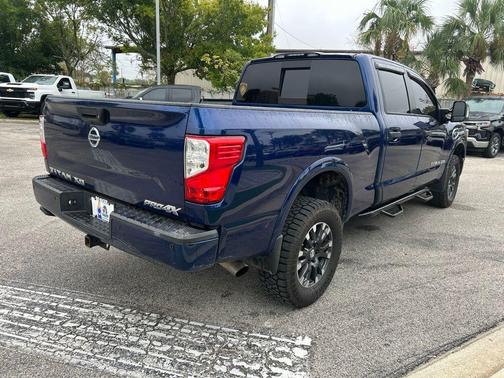 2017 Nissan Titan XD PRO-4X