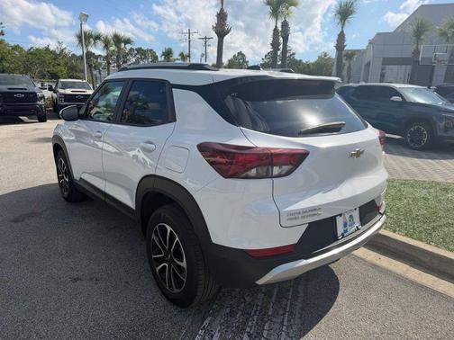 Summit White 2025 Chevrolet Trailblazer LT