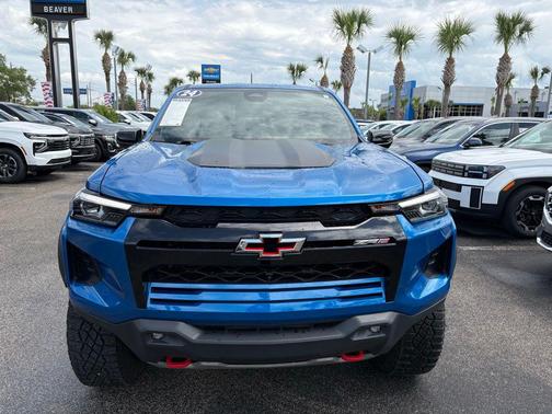 Glacier Blue Metallic 2024 Chevrolet Colorado ZR2