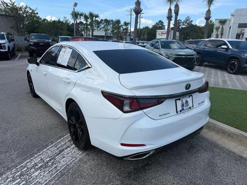 Ultra White 2022 Lexus ES 350 F Sport