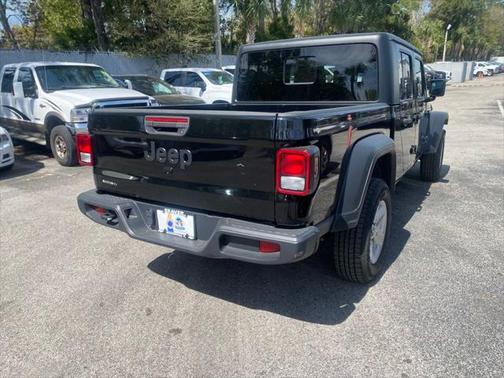2023 Jeep Gladiator Sport S