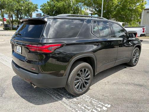 Black Metallic 2023 Chevrolet Traverse RS