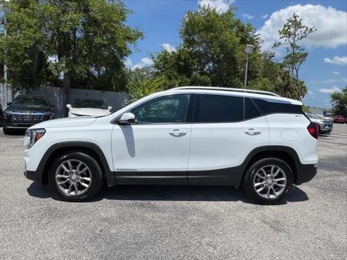 2023 GMC Terrain SLT