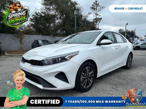 Snow White Pearl 2024 Kia Forte LXS
