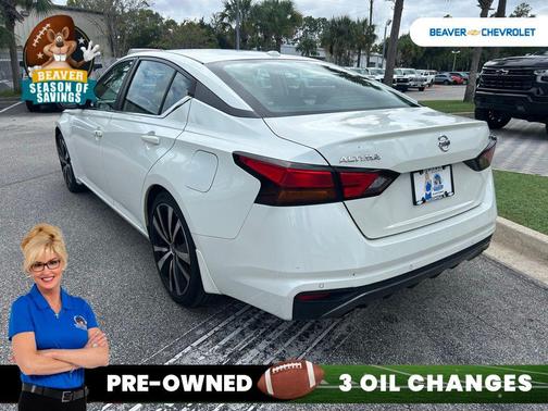 2021 Nissan Altima SR FWD