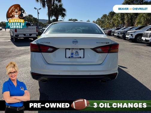 2021 Nissan Altima SR FWD