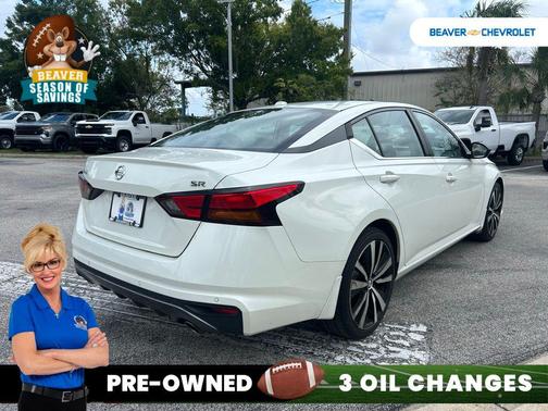 2021 Nissan Altima SR FWD