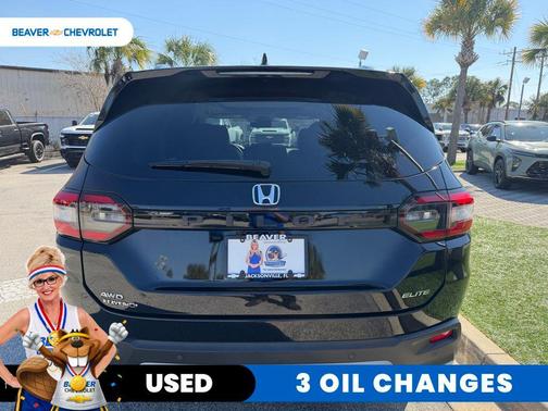 2023 Honda Pilot AWD Elite