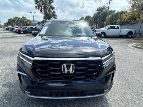 2023 Honda Pilot AWD Elite