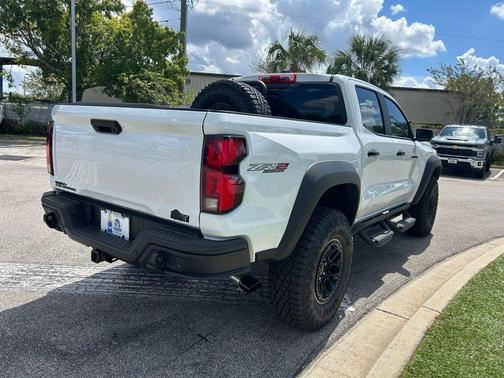 2025 Chevrolet Colorado ZR2