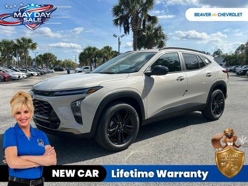 Summit White 2026 Chevrolet Trax FWD ACTIV