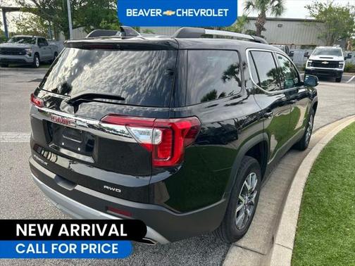 2023 GMC Acadia AWD SLT