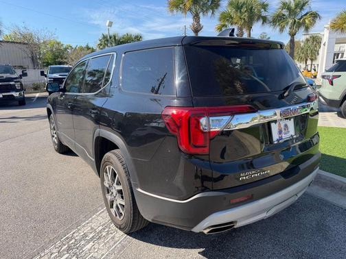 2023 GMC Acadia FWD SLE