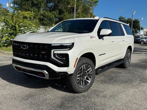 2025 Chevrolet Suburban 4WD Z71