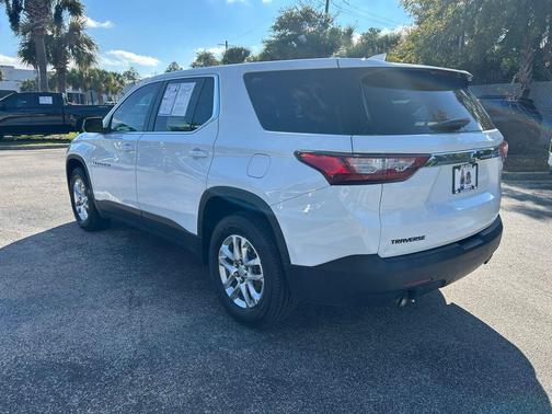 2021 Chevrolet Traverse LS