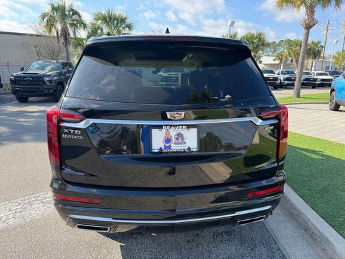 Stellar Black Metallic 2023 Cadillac XT6 Premium Luxury FWD