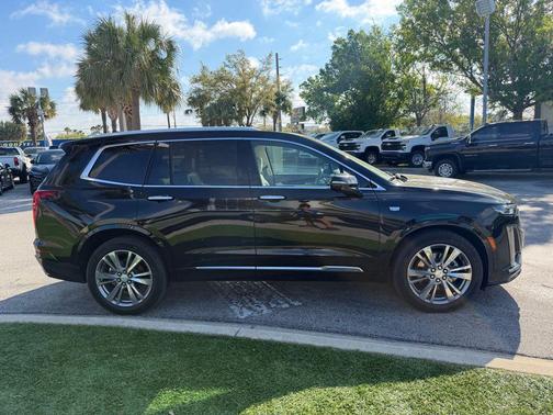 Stellar Black Metallic 2023 Cadillac XT6 Premium Luxury FWD