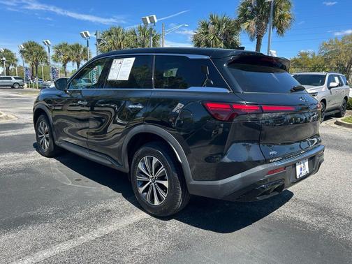 2022 INFINITI QX60 Pure