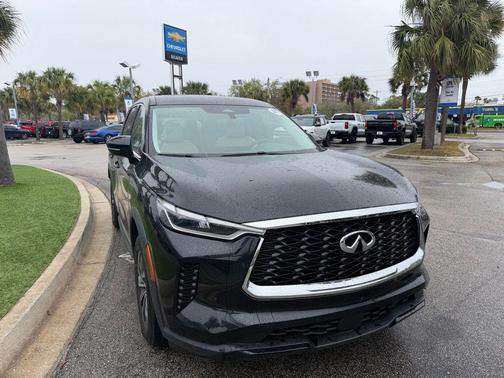 2022 INFINITI QX60 Pure