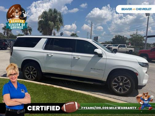 Summit White 2021 Chevrolet Suburban LT