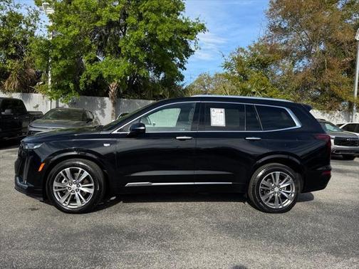 2023 Cadillac XT6 Premium Luxury FWD