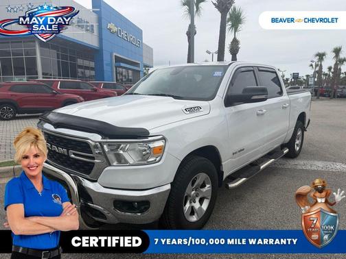 Bright White Clearcoat 2022 RAM 1500 Big Horn/Lone Star
