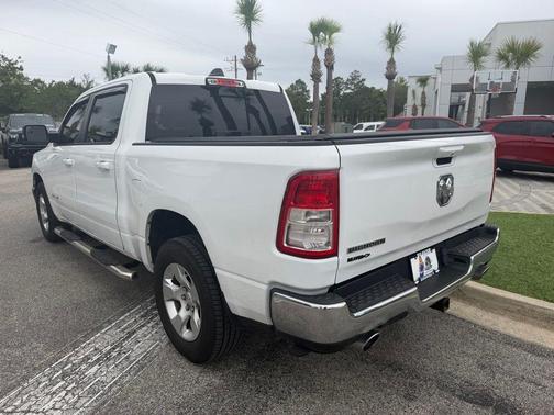 Bright White Clearcoat 2022 RAM 1500 Big Horn/Lone Star