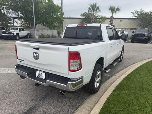 Bright White Clearcoat 2022 RAM 1500 Big Horn/Lone Star