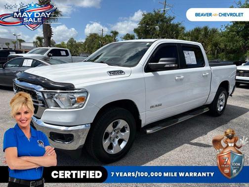Bright White Clearcoat 2022 RAM 1500 Big Horn/Lone Star
