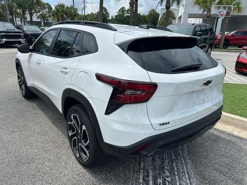 2025 Chevrolet Trax FWD 2RS