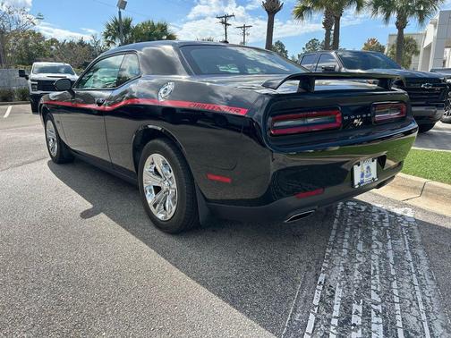2015 Dodge Challenger SXT