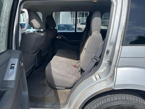 2012 Nissan Pathfinder S
