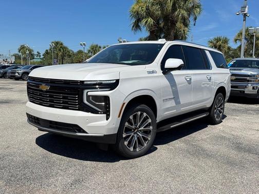 2025 Chevrolet Suburban 4WD High Country