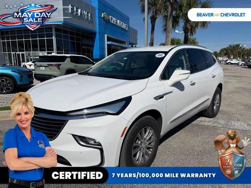 Summit White 2023 Buick Enclave Essence FWD