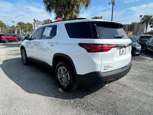 2024 Chevrolet Traverse LT Cloth