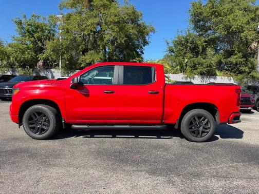 2025 Chevrolet Silverado 1500 Custom