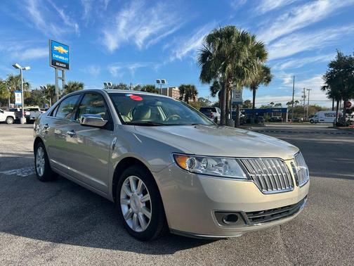 2010 Lincoln MKZ Base