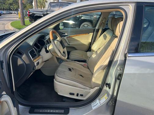 2010 Lincoln MKZ Base